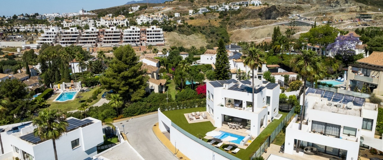 Resale - Villa - Benahavís - Benahavís Centro