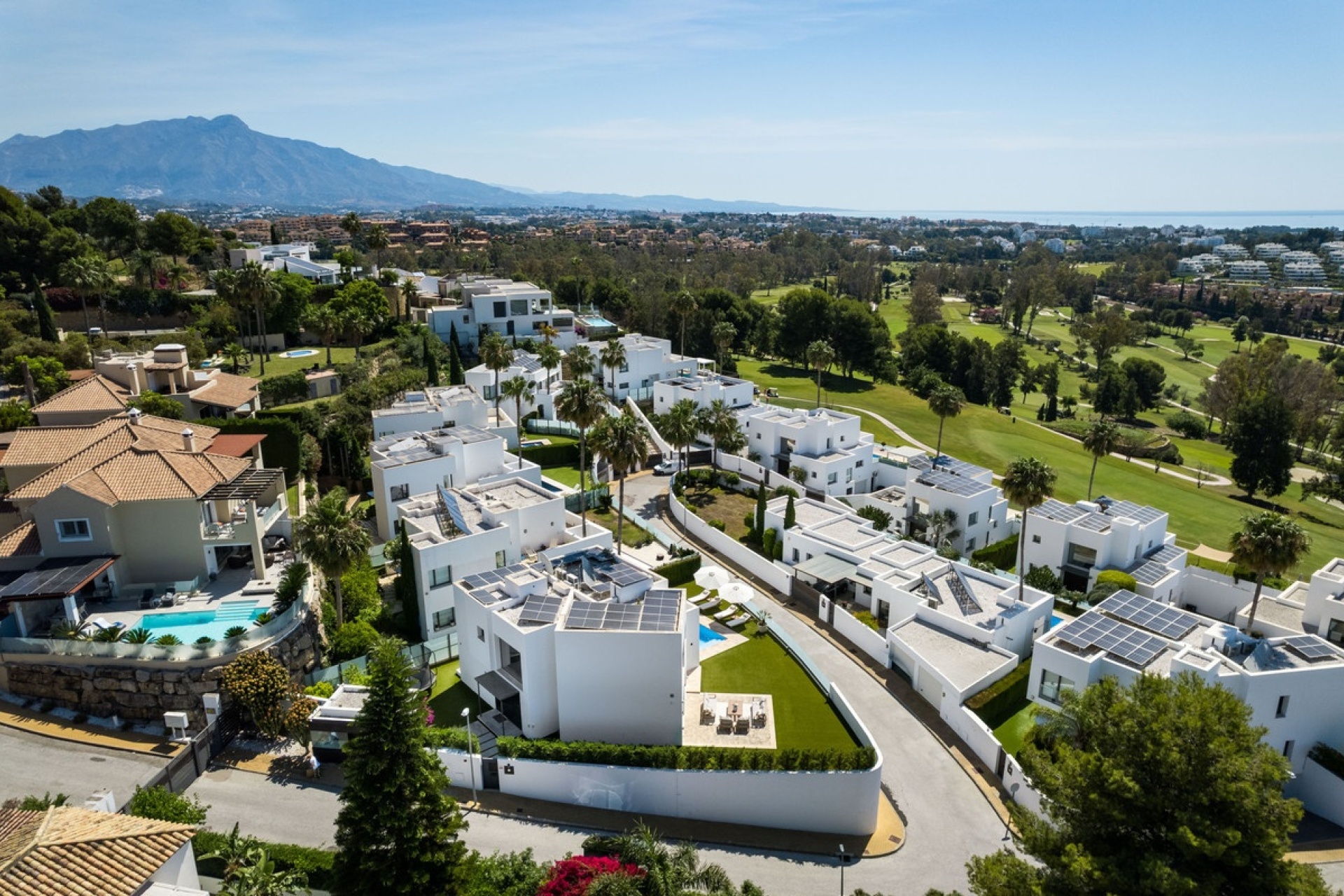 Resale - Villa - Benahavís - Benahavís Centro