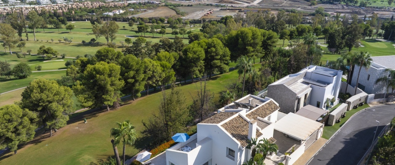 Resale - Villa - Benahavís - Benahavís Centro