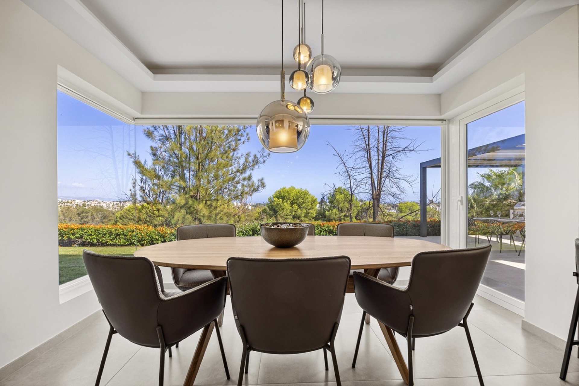 Resale - Villa - Benahavís - Benahavís Centro