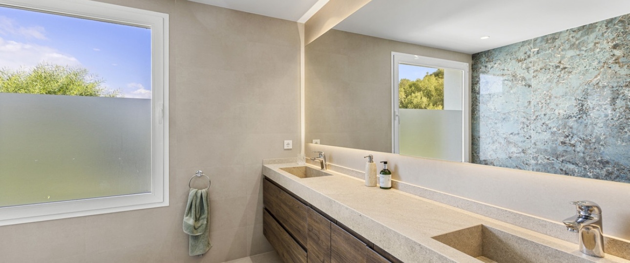 Resale - Villa - Benahavís - Benahavís Centro