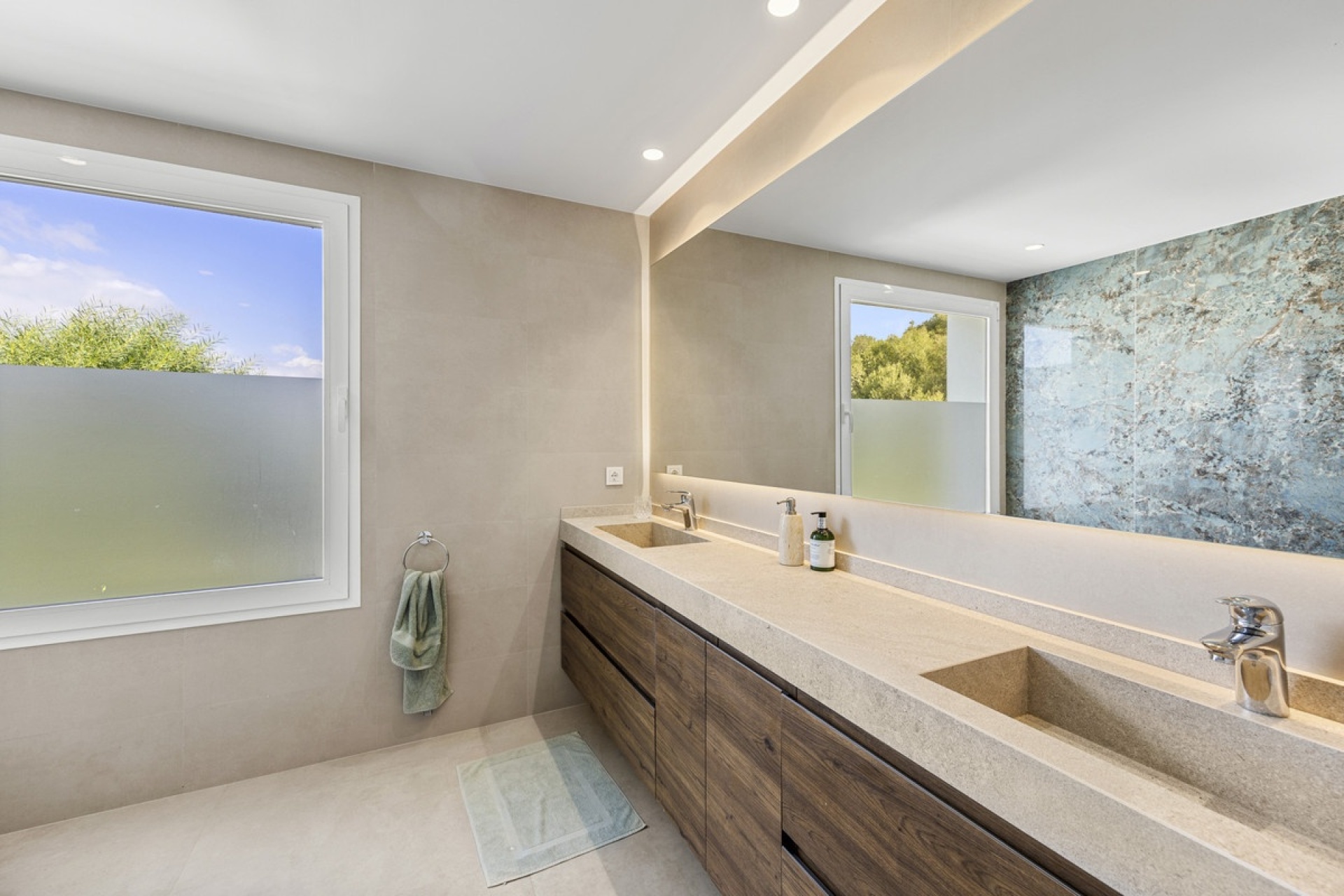 Resale - Villa - Benahavís - Benahavís Centro