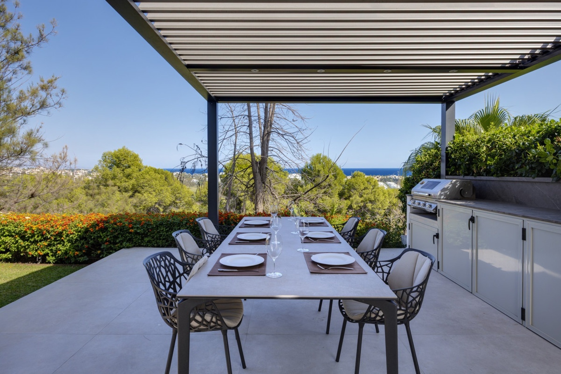 Resale - Villa - Benahavís - Benahavís Centro