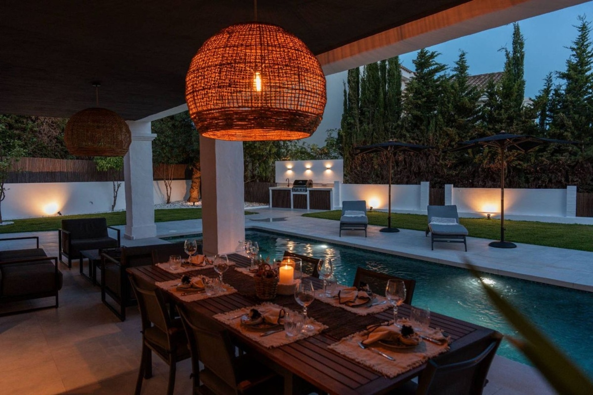 Resale - Villa - Benahavís - Benahavís Centro