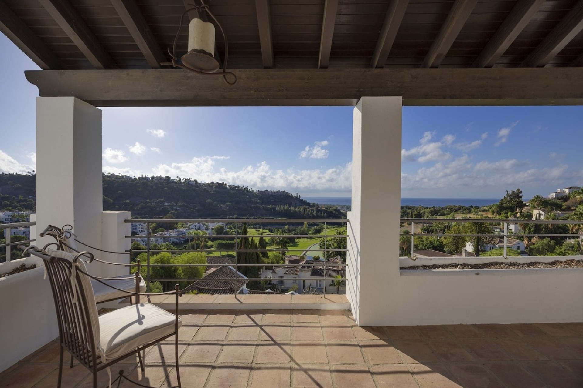 Resale - Villa - Benahavís - Benahavís Centro