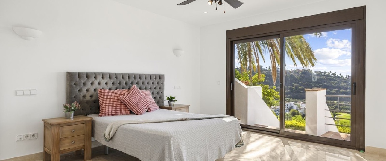 Resale - Villa - Benahavís - Benahavís Centro
