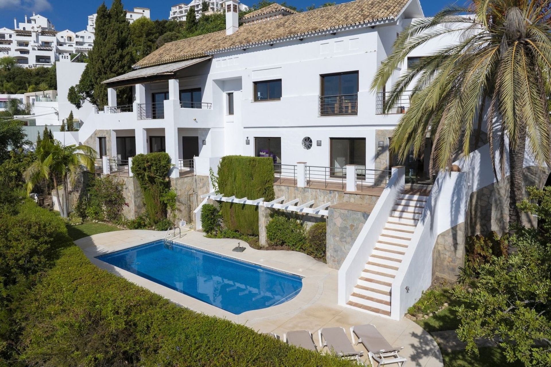 Resale - Villa - Benahavís - Benahavís Centro