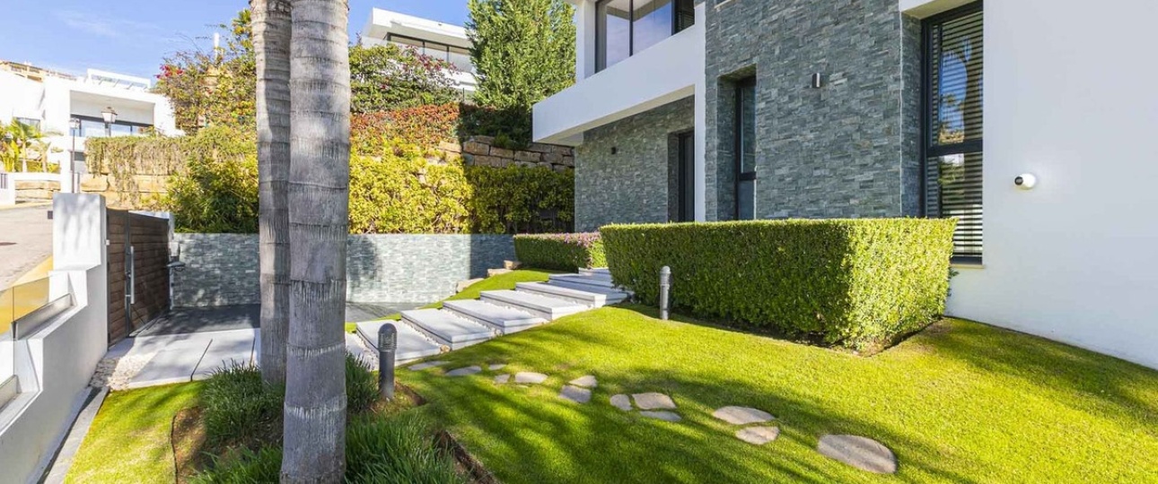 Resale - Villa - Benahavís - Benahavís Centro