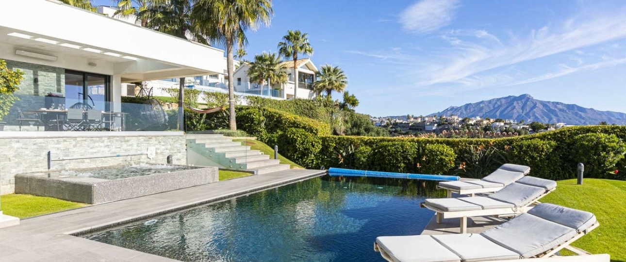 Resale - Villa - Benahavís - Benahavís Centro