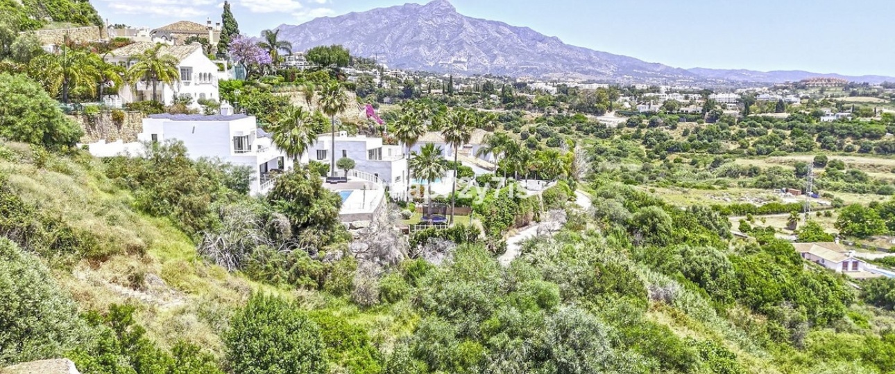 Resale - Villa - Benahavís - Benahavís Centro