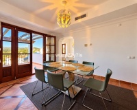 Resale - Villa - Benahavís - Benahavís Centro
