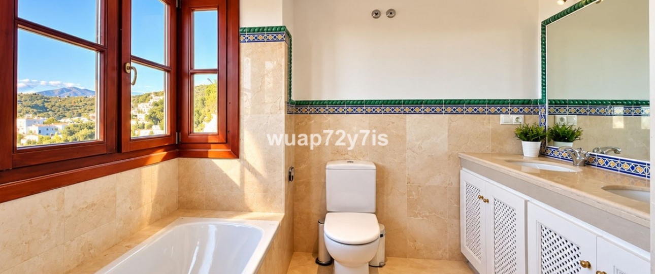Resale - Villa - Benahavís - Benahavís Centro