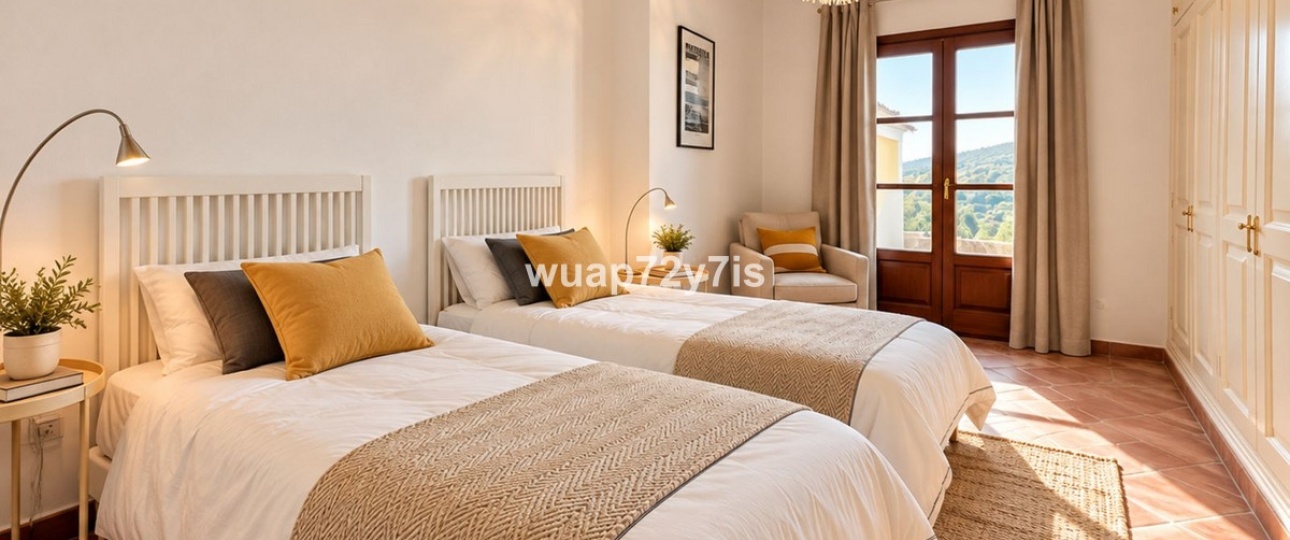 Resale - Villa - Benahavís - Benahavís Centro