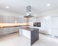 Resale - Villa - Benahavís - Benahavís Centro