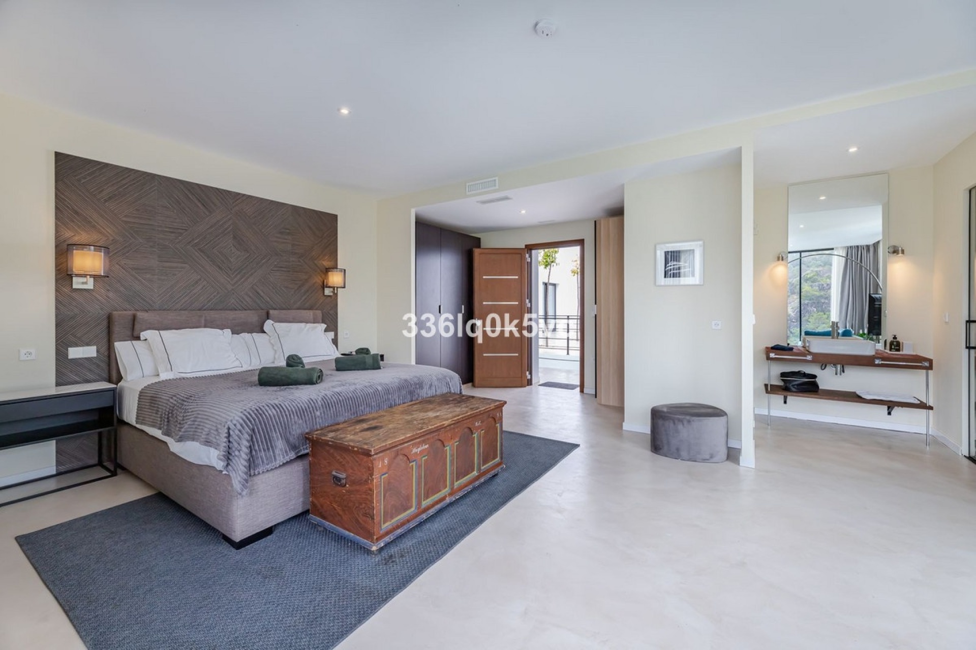 Resale - Villa - Benahavís - Benahavís Centro