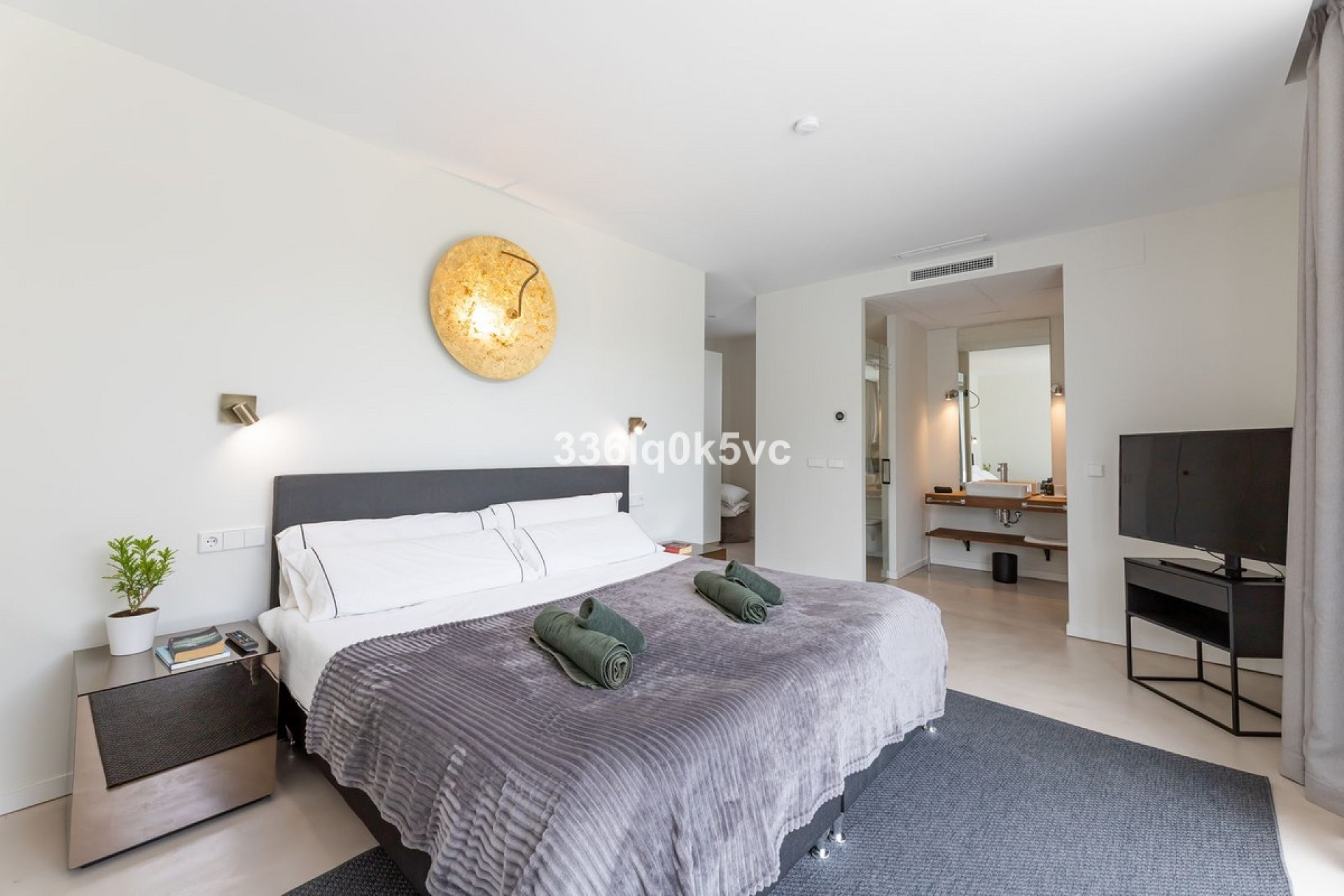 Resale - Villa - Benahavís - Benahavís Centro