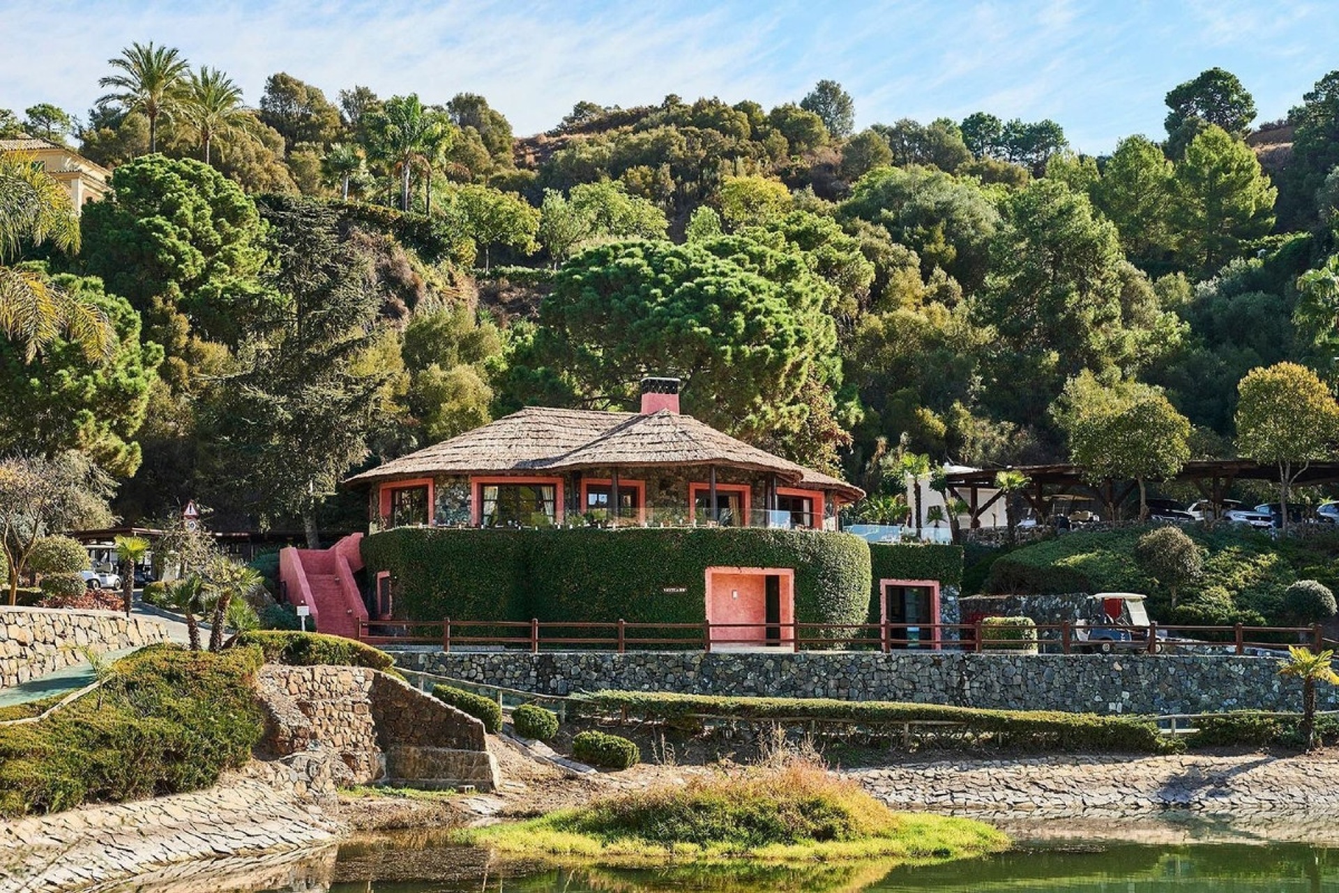 Resale - Villa - Benahavís - Benahavís Centro