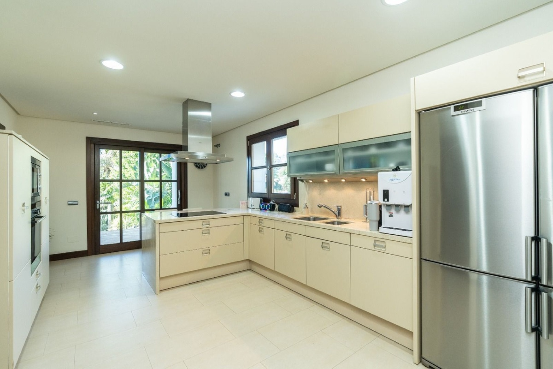 Resale - Villa - Benahavís - Benahavís Centro