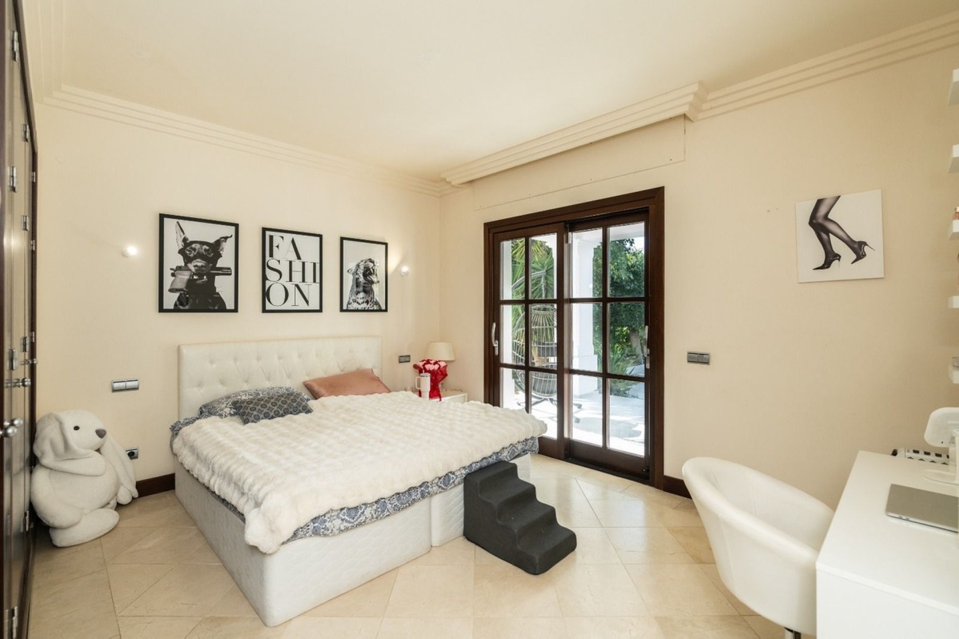 Resale - Villa - Benahavís - Benahavís Centro