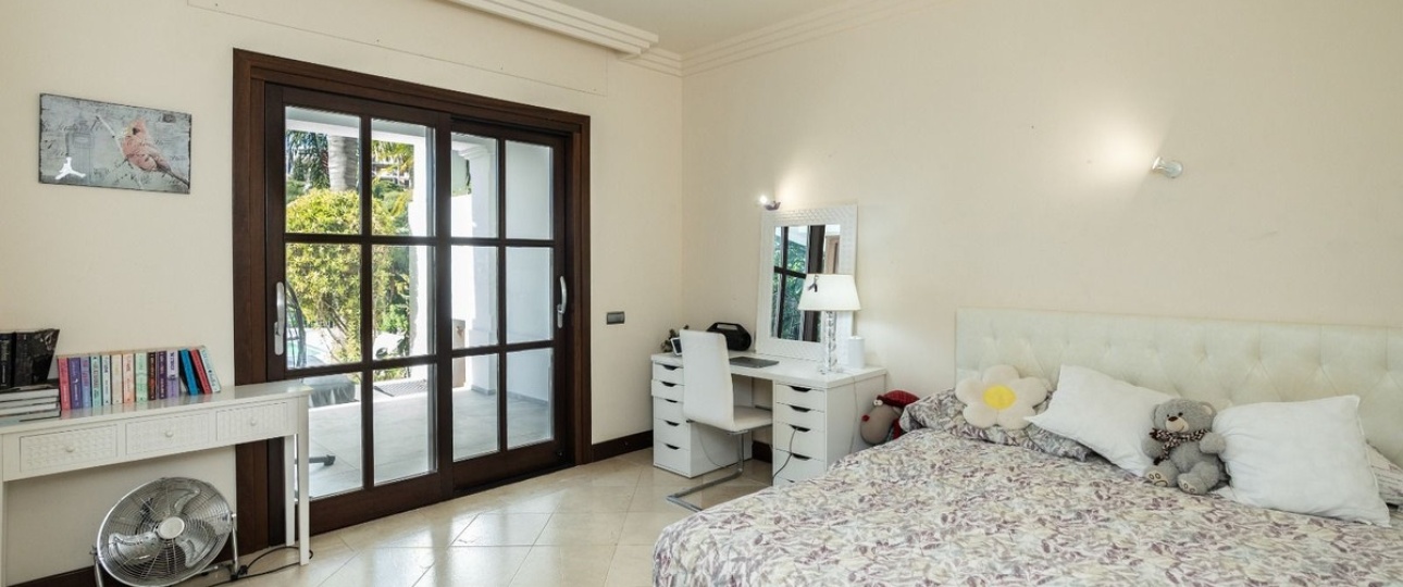 Resale - Villa - Benahavís - Benahavís Centro