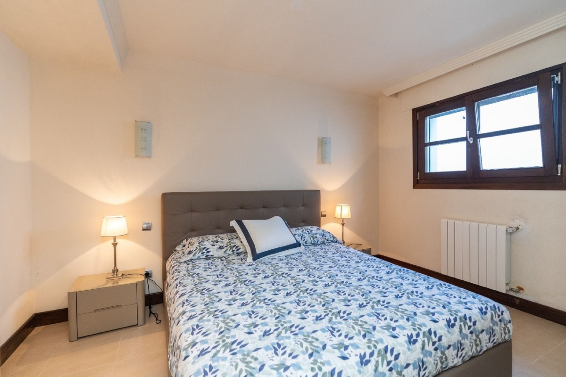 Resale - Villa - Benahavís - Benahavís Centro