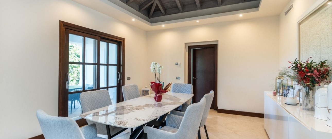 Resale - Villa - Benahavís - Benahavís Centro