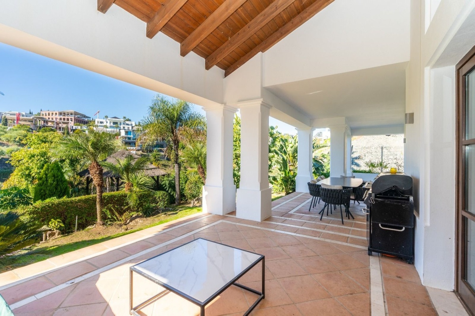 Resale - Villa - Benahavís - Benahavís Centro