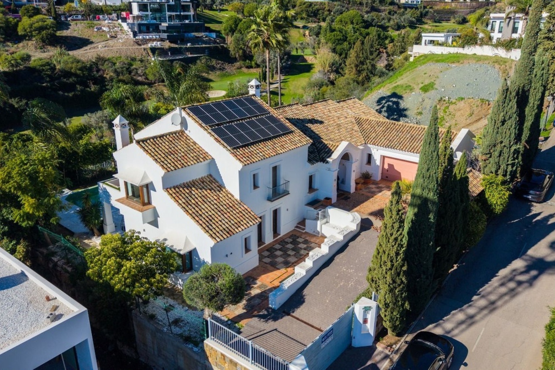 Resale - Villa - Benahavís - Benahavís Centro