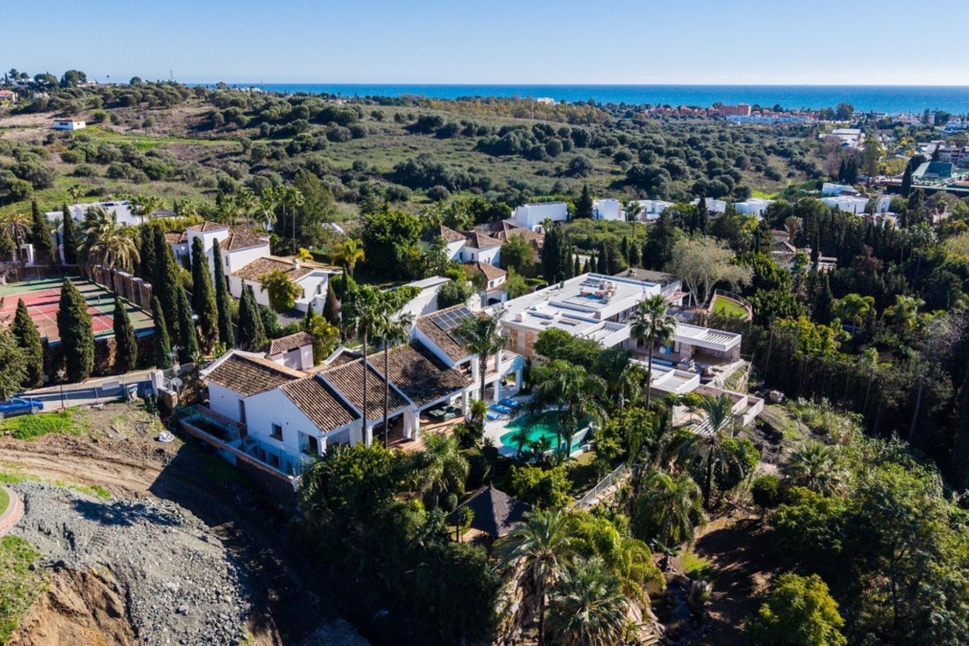 Resale - Villa - Benahavís - Benahavís Centro