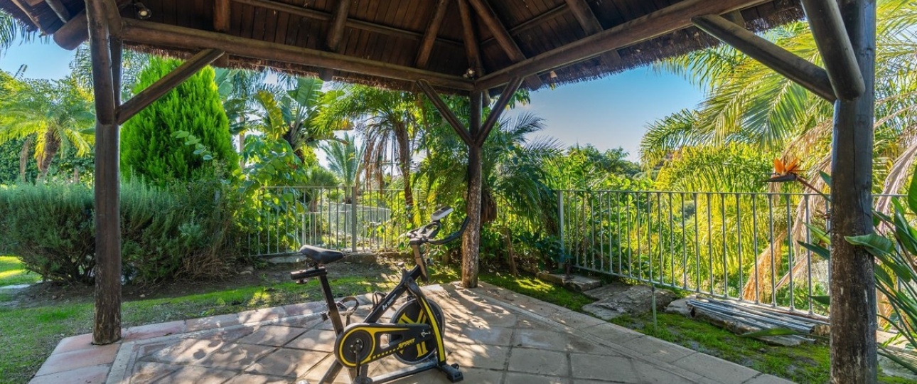 Resale - Villa - Benahavís - Benahavís Centro