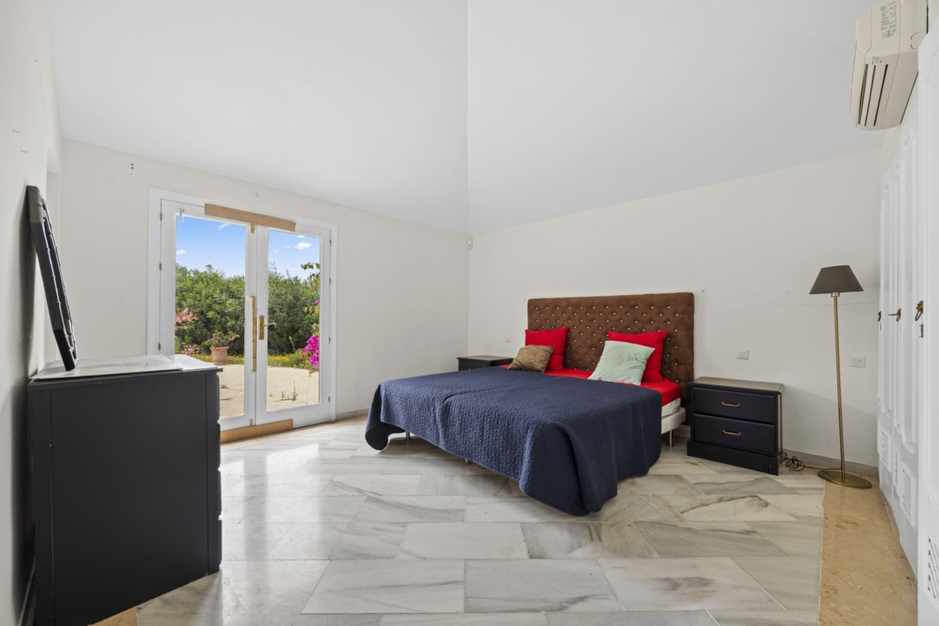 Resale - Villa - Benahavís - Benahavís Centro