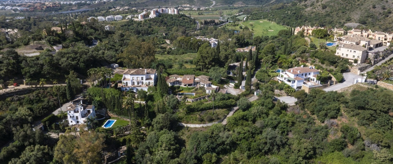 Resale - Villa - Benahavís - Benahavís Centro