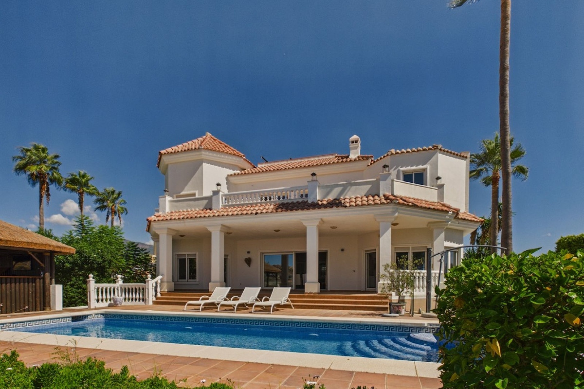 Resale - Villa - Benahavís - Benahavís Centro