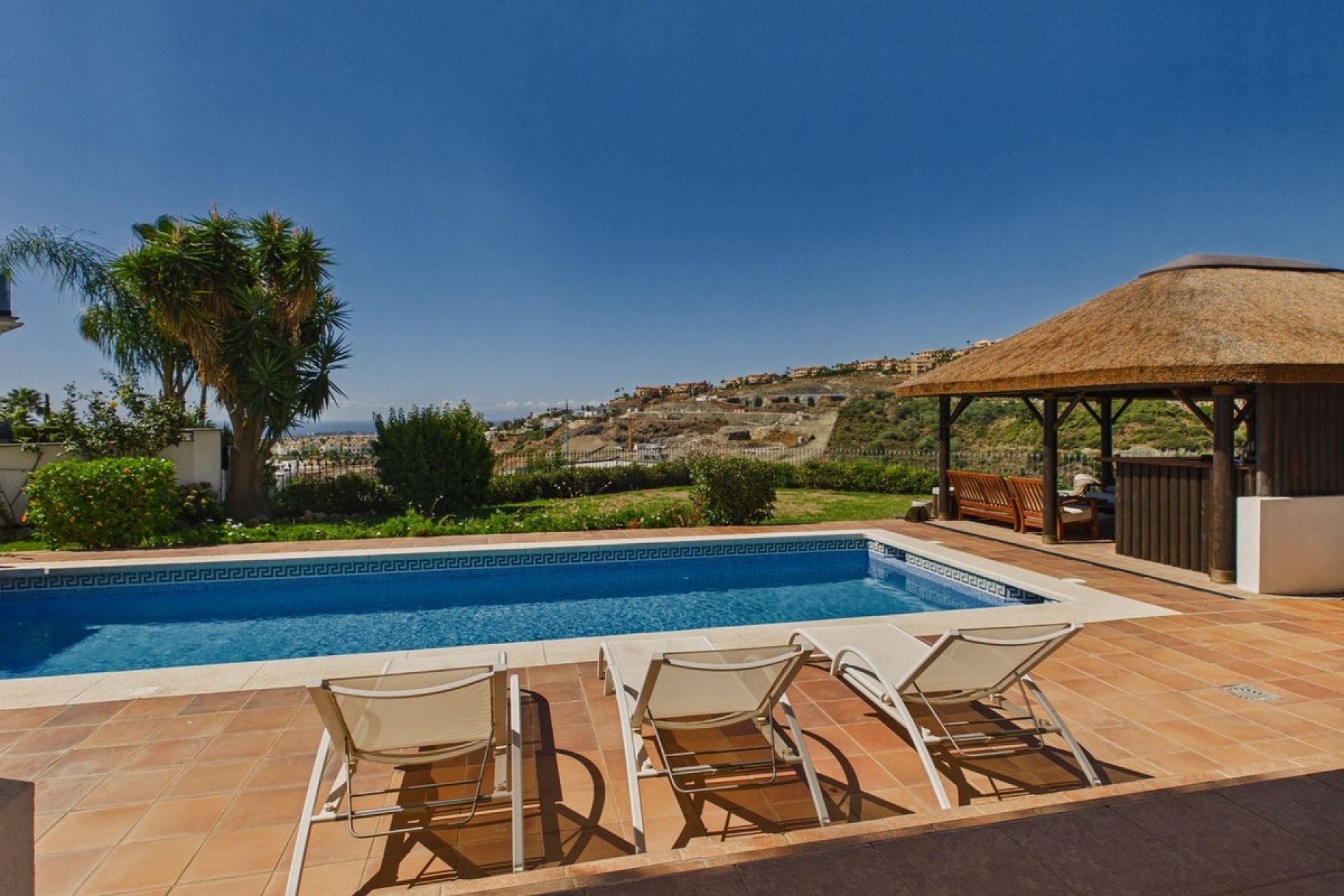 Resale - Villa - Benahavís - Benahavís Centro
