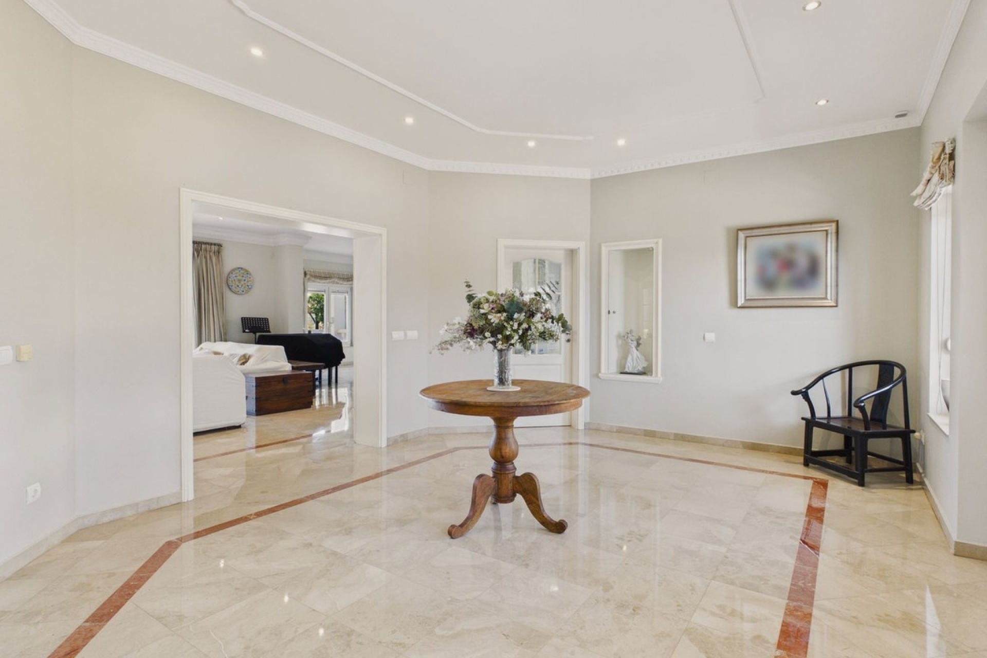Resale - Villa - Benahavís - Benahavís Centro