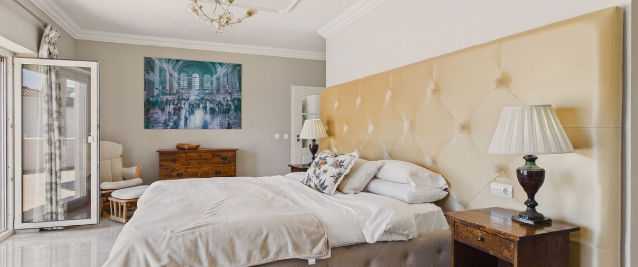 Resale - Villa - Benahavís - Benahavís Centro
