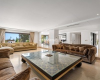 Resale - Villa - Benahavís - Benahavís Centro