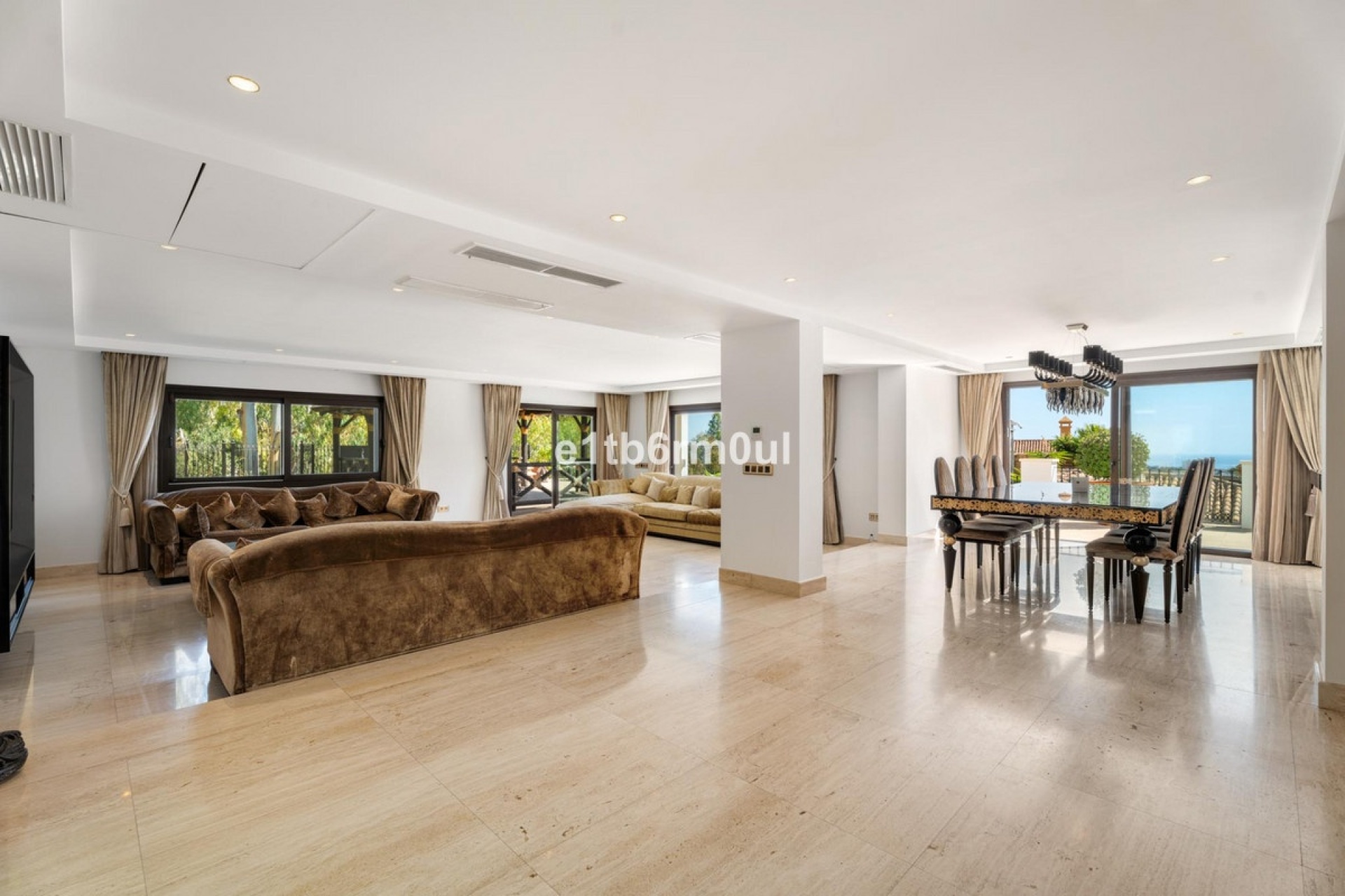 Resale - Villa - Benahavís - Benahavís Centro