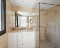 Resale - Villa - Benahavís - Benahavís Centro