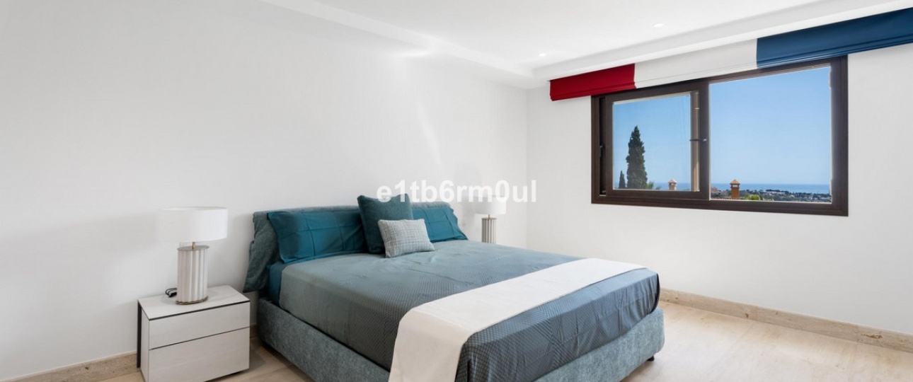 Resale - Villa - Benahavís - Benahavís Centro