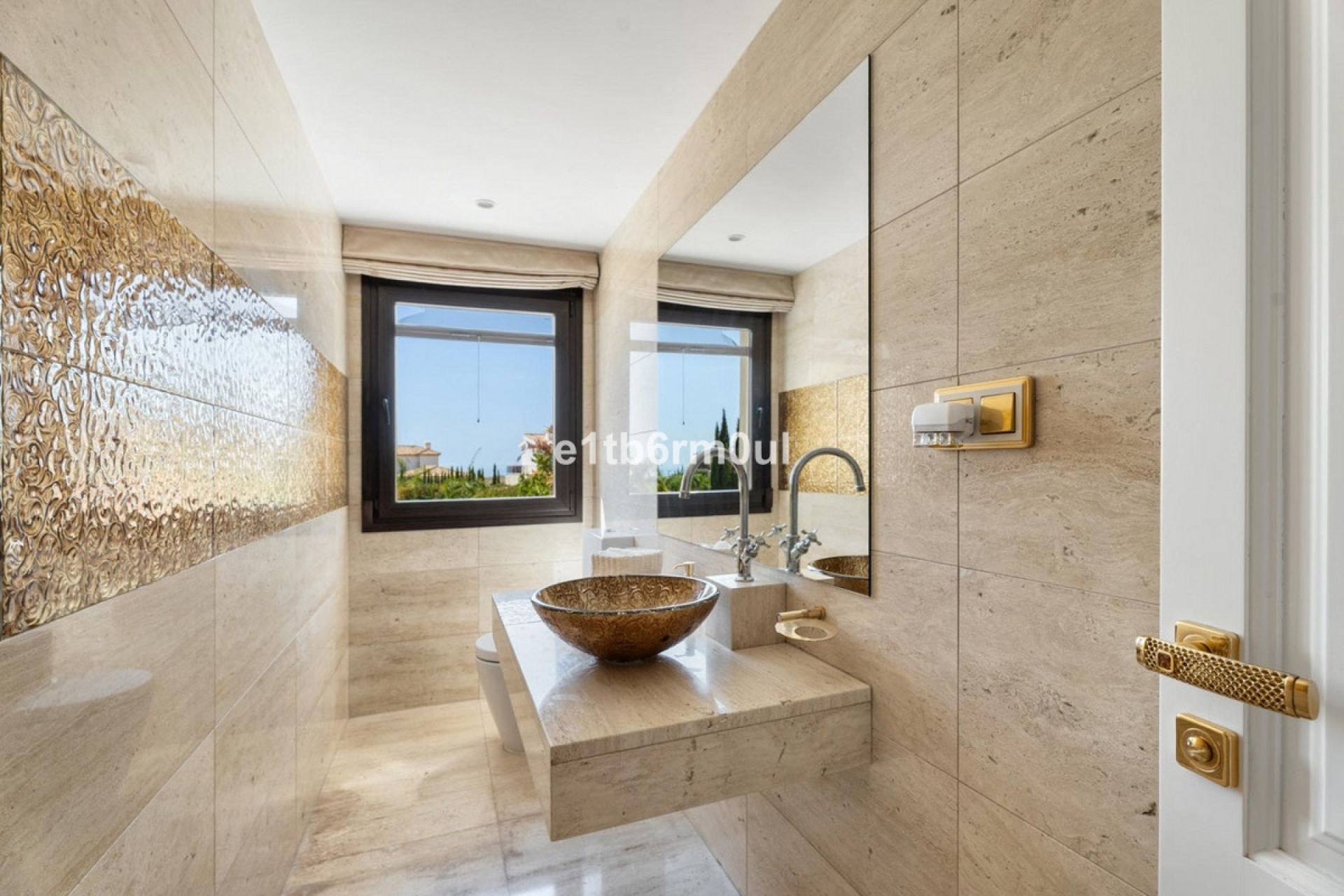 Resale - Villa - Benahavís - Benahavís Centro