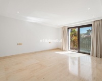 Resale - Villa - Benahavís - Benahavís Centro