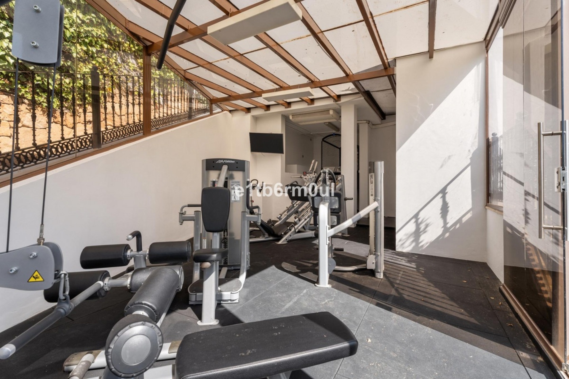 Resale - Villa - Benahavís - Benahavís Centro