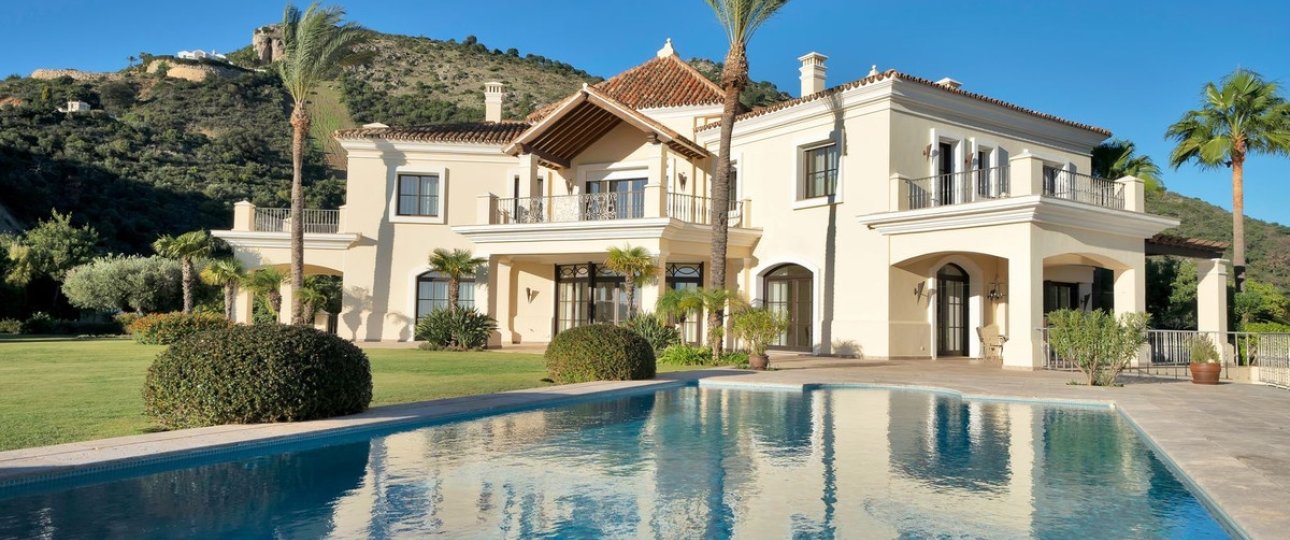 Resale - Villa - Benahavís - Benahavís Centro