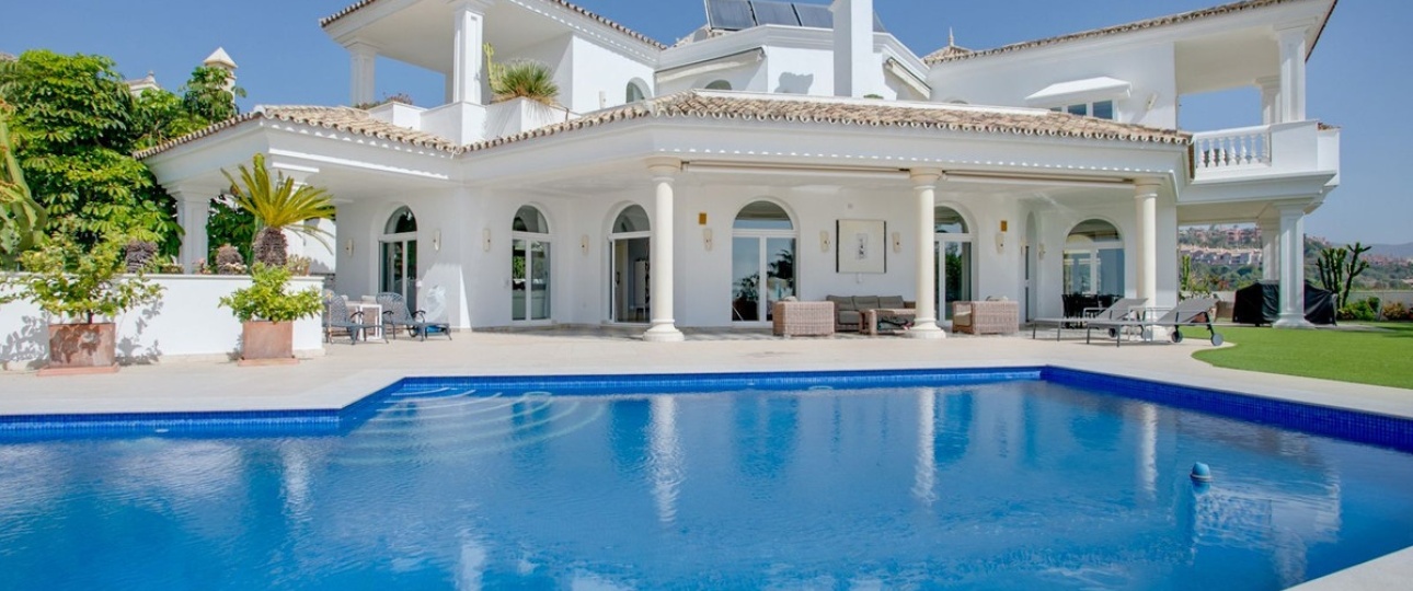 Resale - Villa - Benahavís - Benahavís Centro