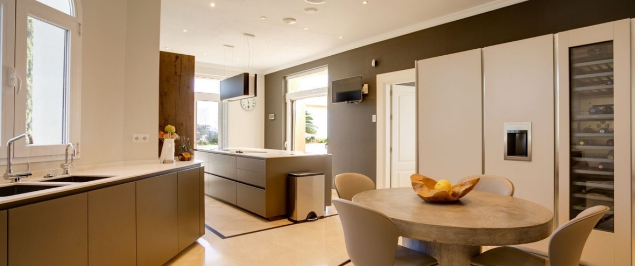 Resale - Villa - Benahavís - Benahavís Centro
