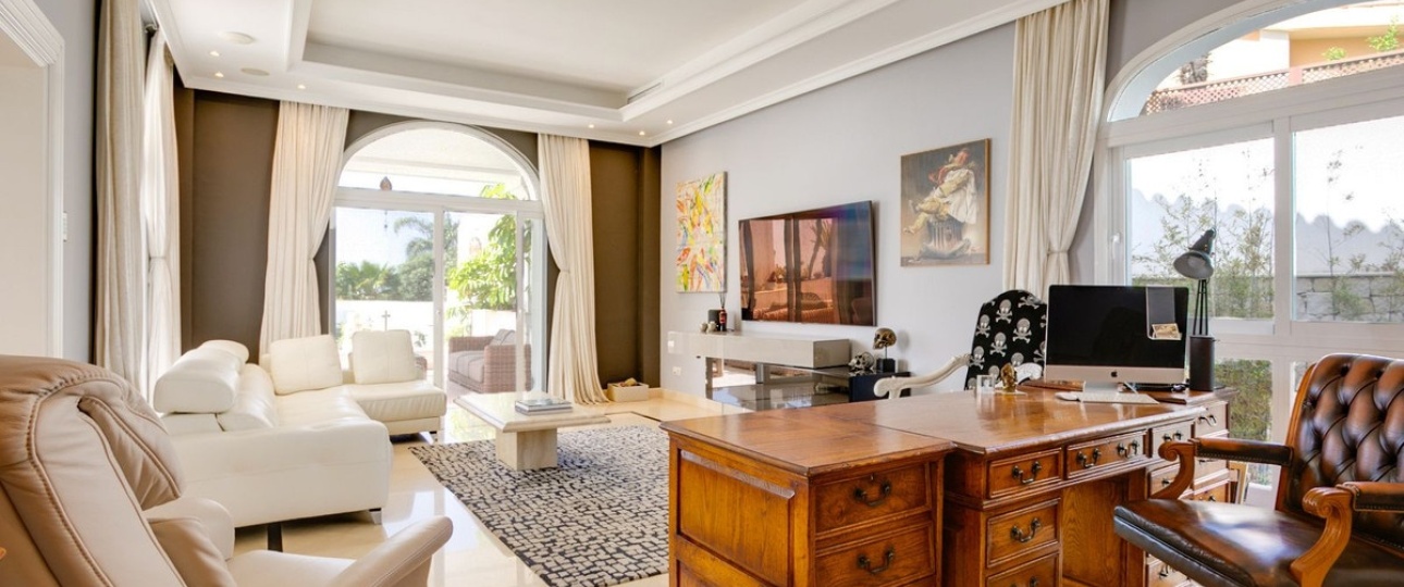 Resale - Villa - Benahavís - Benahavís Centro