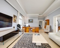 Resale - Villa - Benahavís - Benahavís Centro