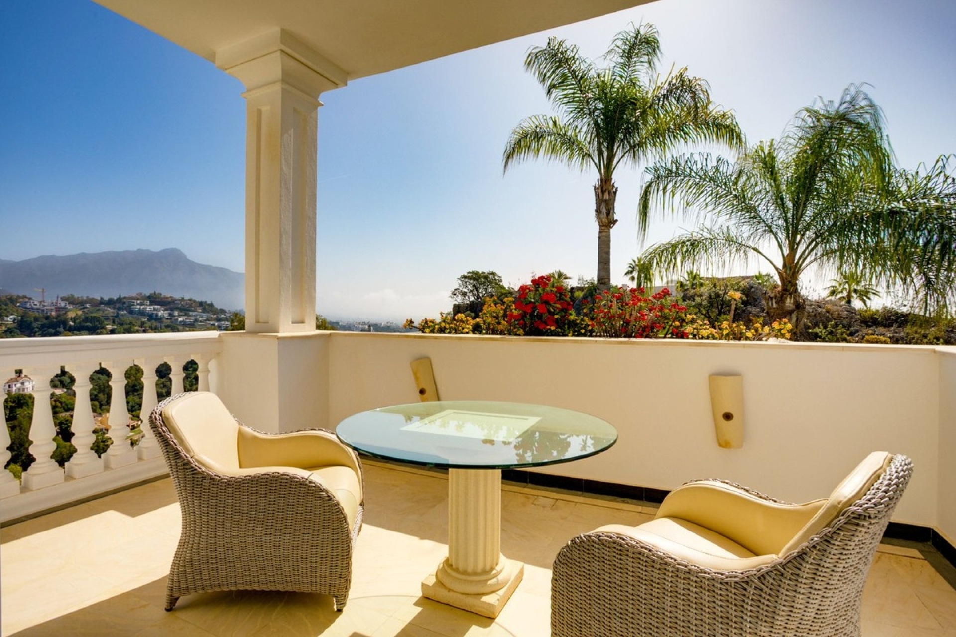 Resale - Villa - Benahavís - Benahavís Centro
