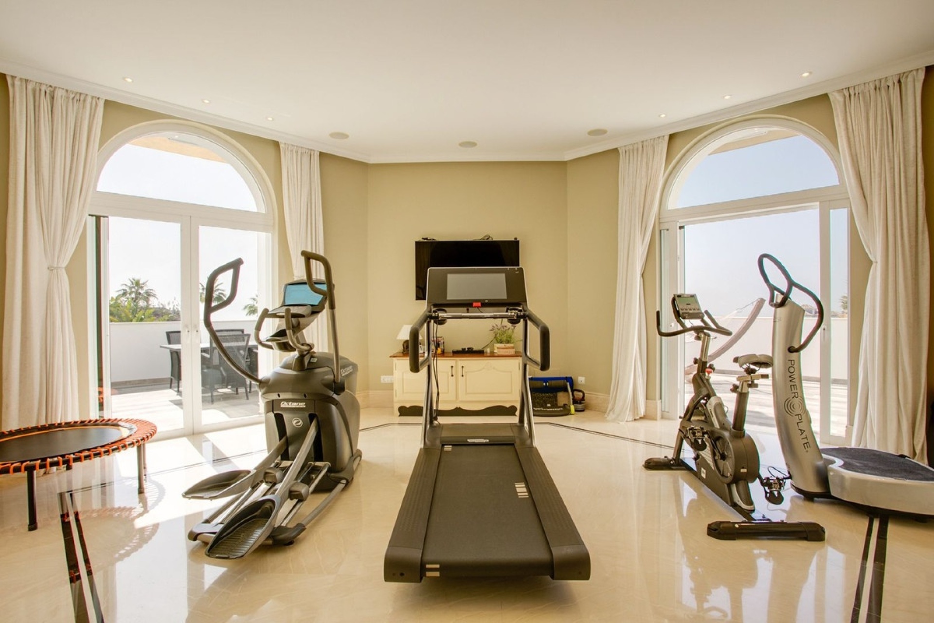 Resale - Villa - Benahavís - Benahavís Centro